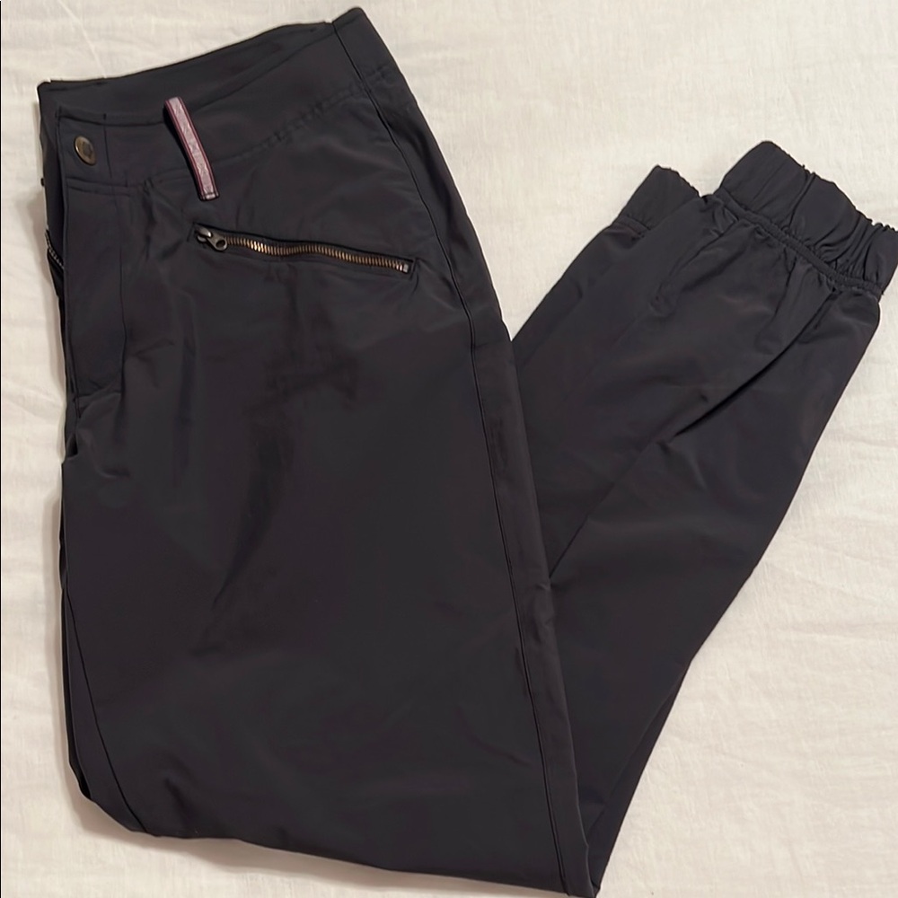 Black joggers Pants with Zipper Accents